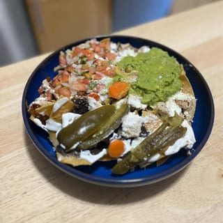 74. Nachos De Pollo Asado