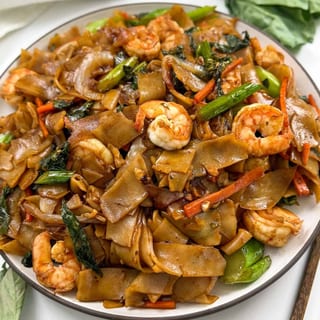 DRUNKEN NOODLE (SPICY)