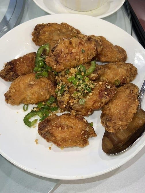 3. Salt & Pepper Chicken Wings (6) / 椒鹽雞翼.