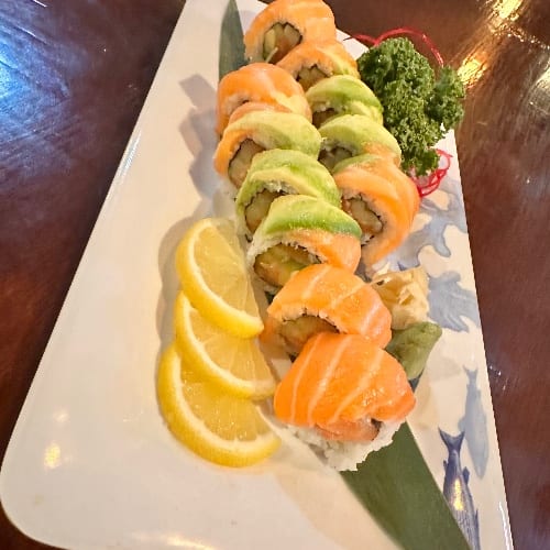 Salmon Mania Roll.