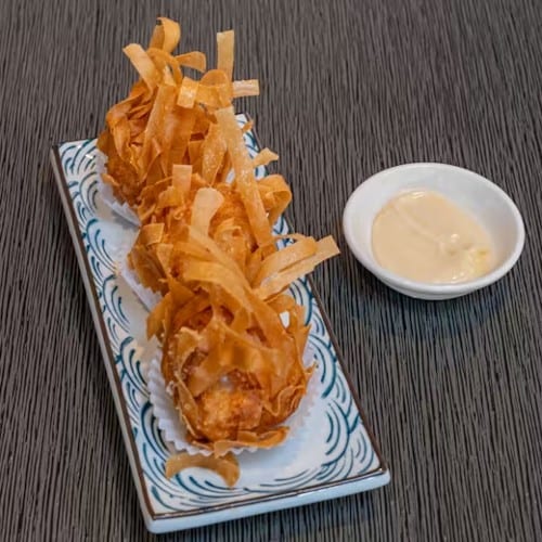 Fried Shrimp Ball 黃金炸蝦球.