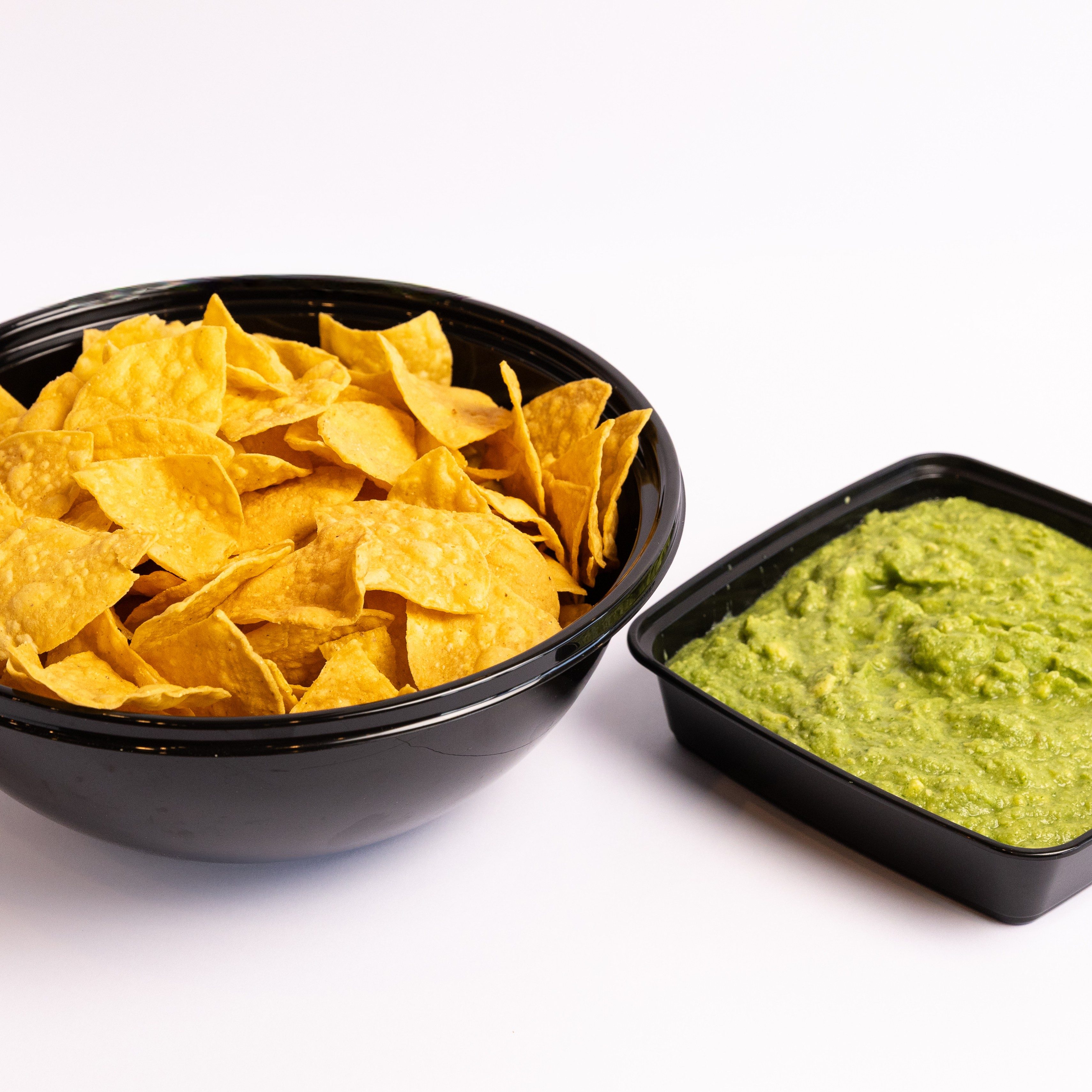 Chips & Guacamole (Feeds 10 People).