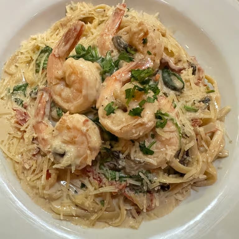 Fettuccine with prawns dinner.
