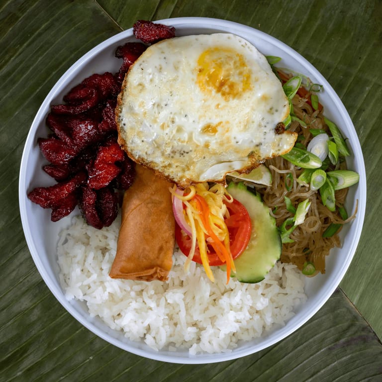 Delicious Asian Flavors: Filipino, Seafood, Noodles