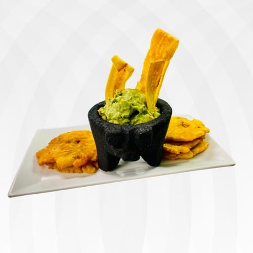 Guacamole  con Tostones.
