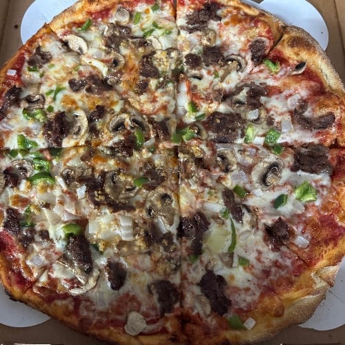16' Lg Grilled Steak Pizza.