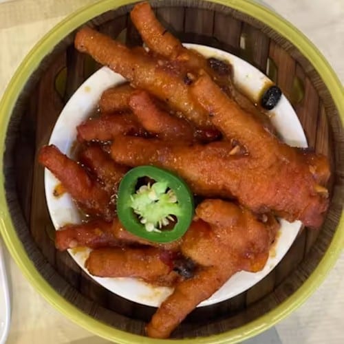 Chicken Feet with Black Bean Sauce 豉汁蒸鳳爪.