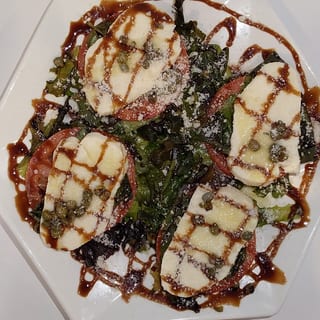 Mozzarella & Tomato Al Caprese