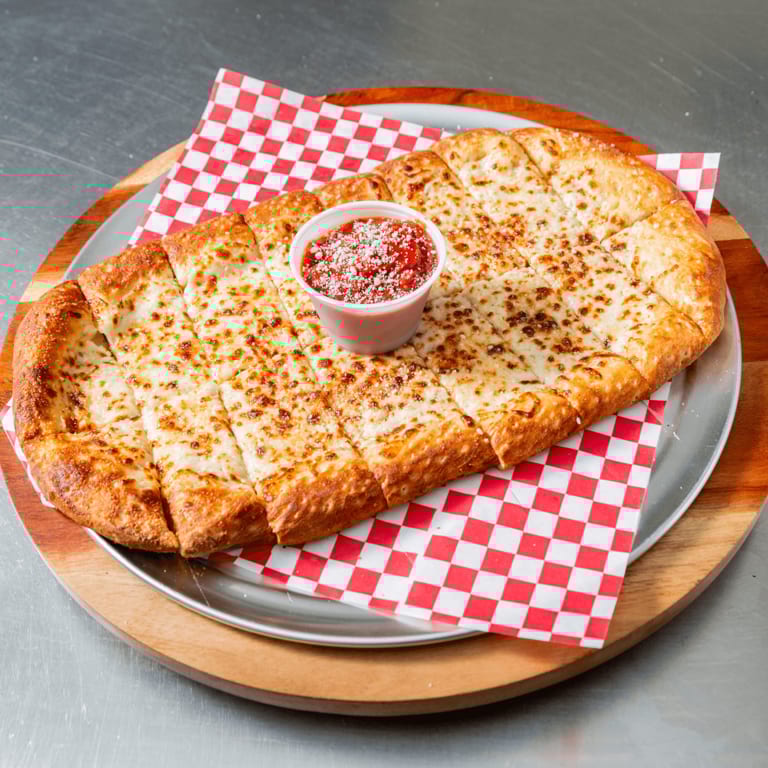 Buffalo Pizza: A Spicy Slice of Italy