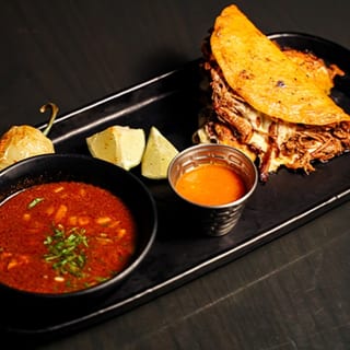 El Tapatio - Birria Tacos