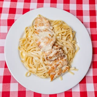 Fettuccine Alfredo Dinner