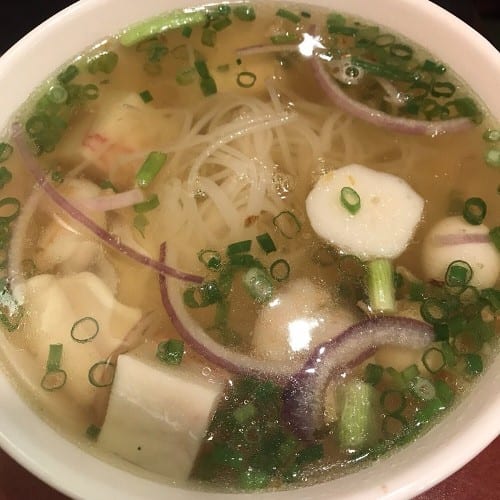 30. Pho Hai San / Noodles with Seafood (Shrimp, Squid, & Fishball).