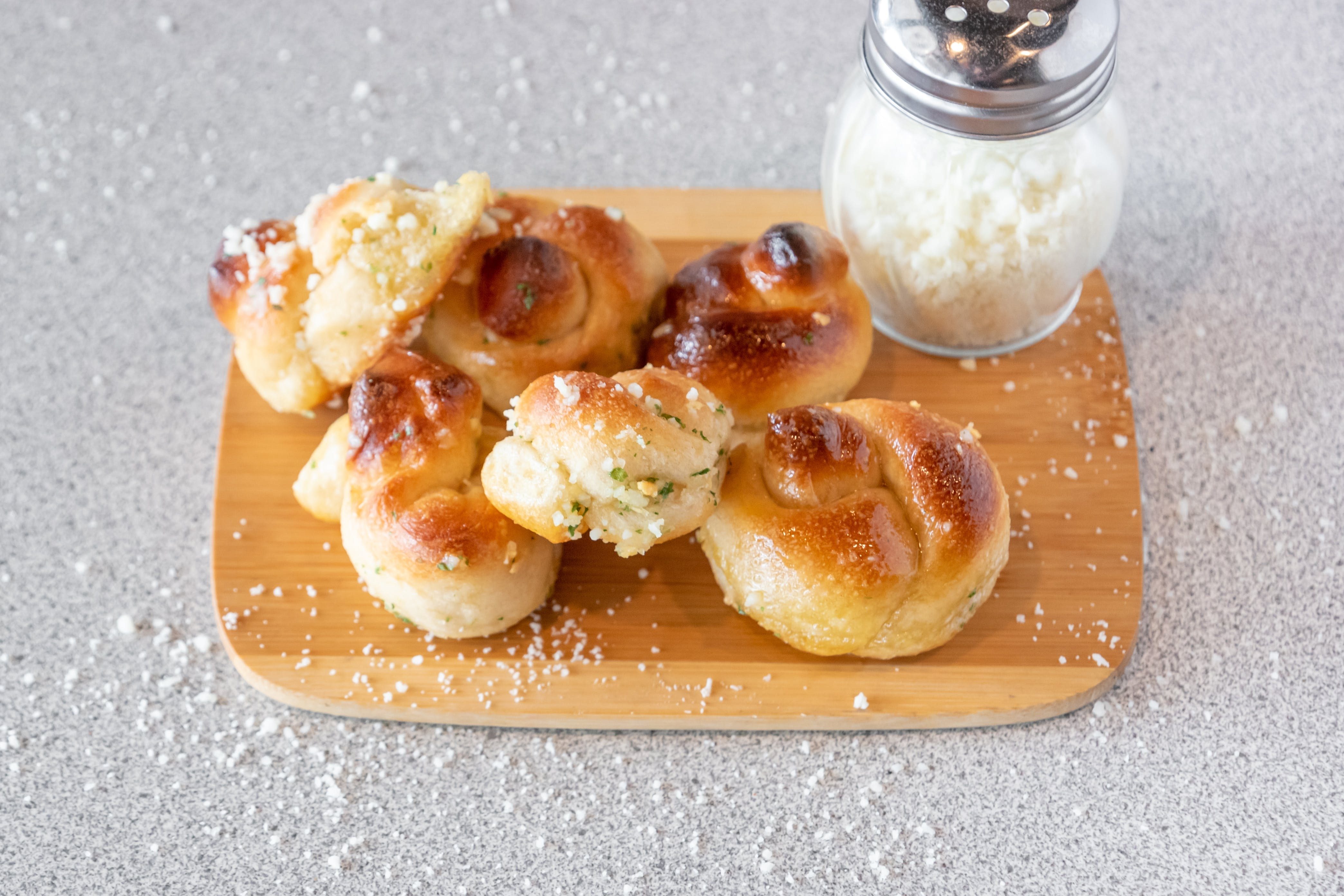 Garlic Knot.