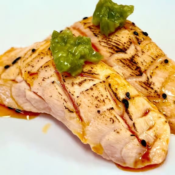 Torched Salmon Sushi (Popular).