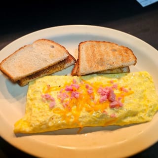 Ham & Cheddar Omelette