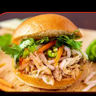 B26. BURGER SHREDDED CHICKEN / BURGER GA XE