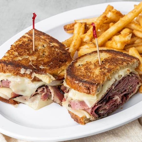 Hot Pastrami Rachel.