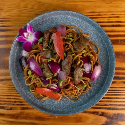 Tallarin Saltado Criollo De Lomo.