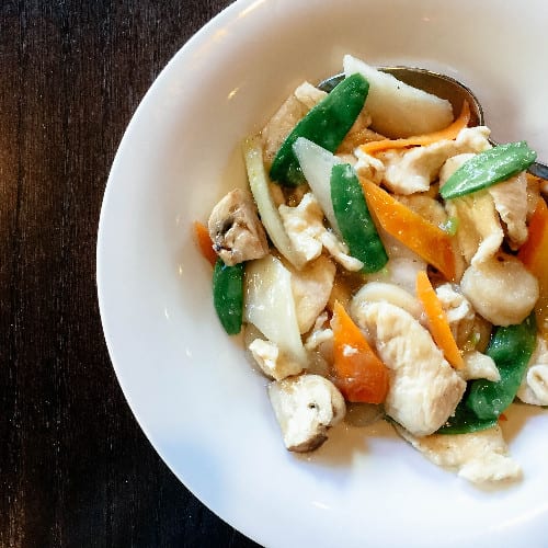 Moo Goo Gai Pan Dinner.