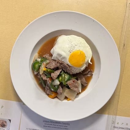 #17- Khua Phut Basil Sai Khaidow.