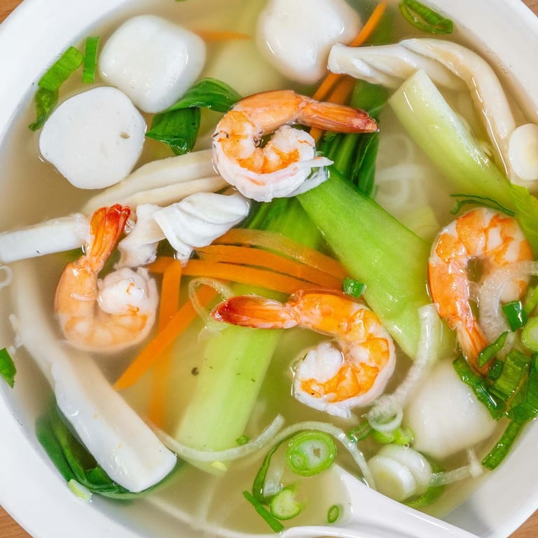 Noodle Delights: Vietnamese and Asian Cuisine