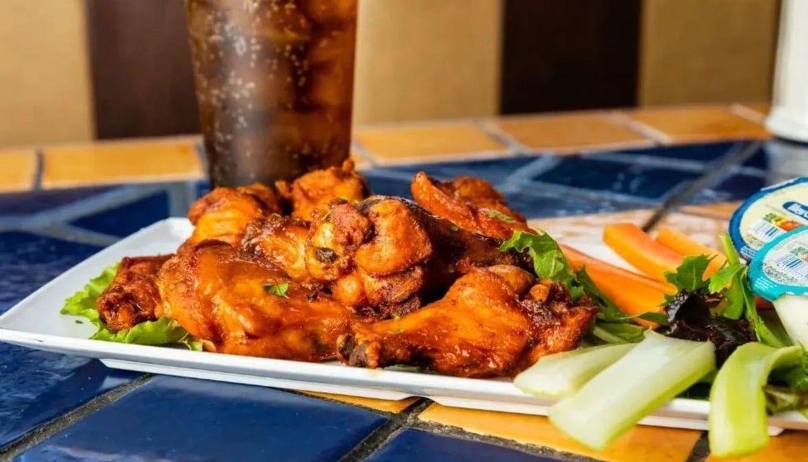 Georgia Diner Jumbo Buffalo Wings (100 Piece Jumbo Buffalo Wings).