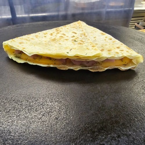 Smoked Gouda and Ham Crepe.