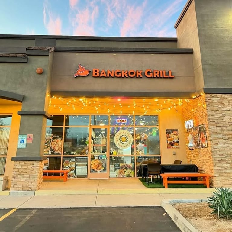 Welcome to Bangkok Grill & Knockout Cafe