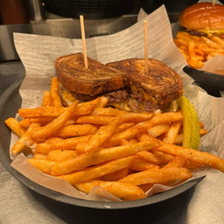 Patty Melt: A Classic American Sandwich
