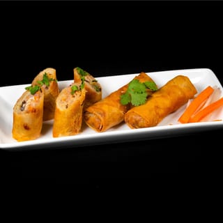 Crispy Imperial Rolls (Cha Gio) Party Tray