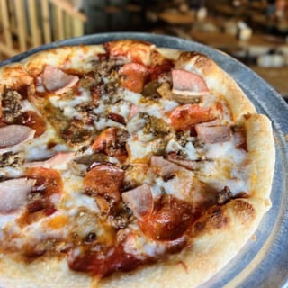 Meatmania Pizza