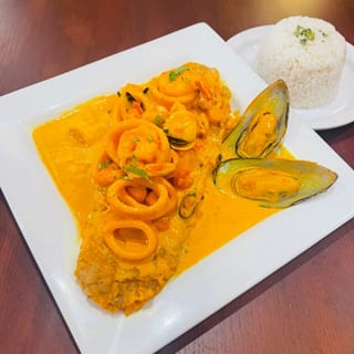 Macho Fish Platter / Pescado a Lo Macho