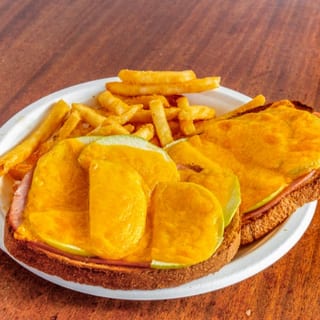 Ham, Apple & Cheese Melt Sandwich