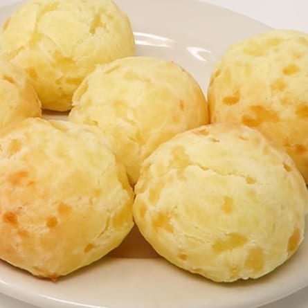 Pão de Queijo - Brazilian Cheese Bread.