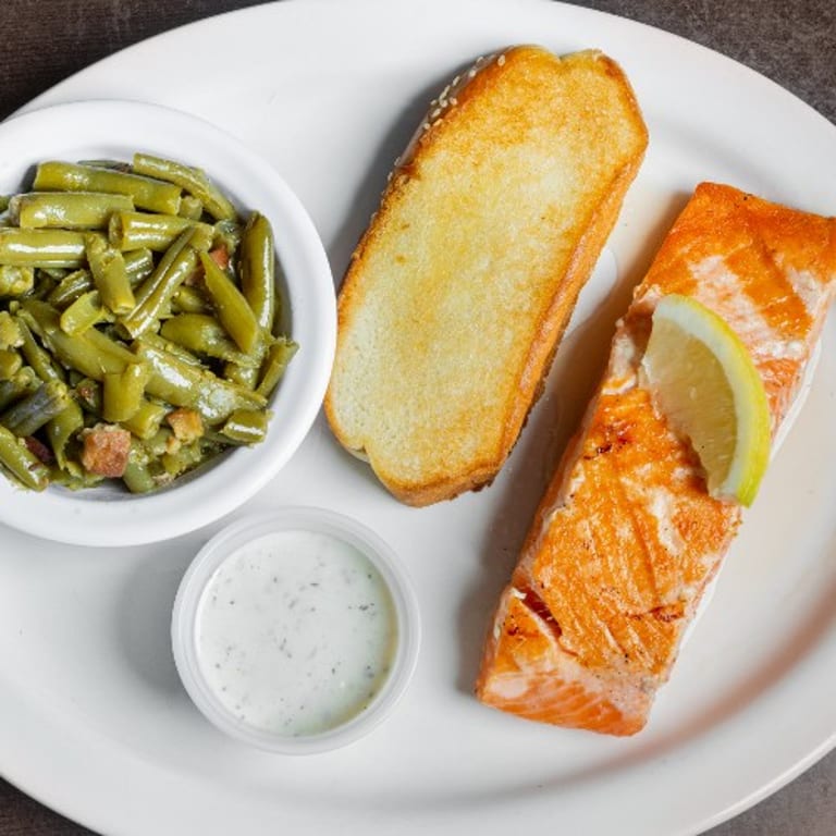 Crab Delights: Seafood and Southern Specialties