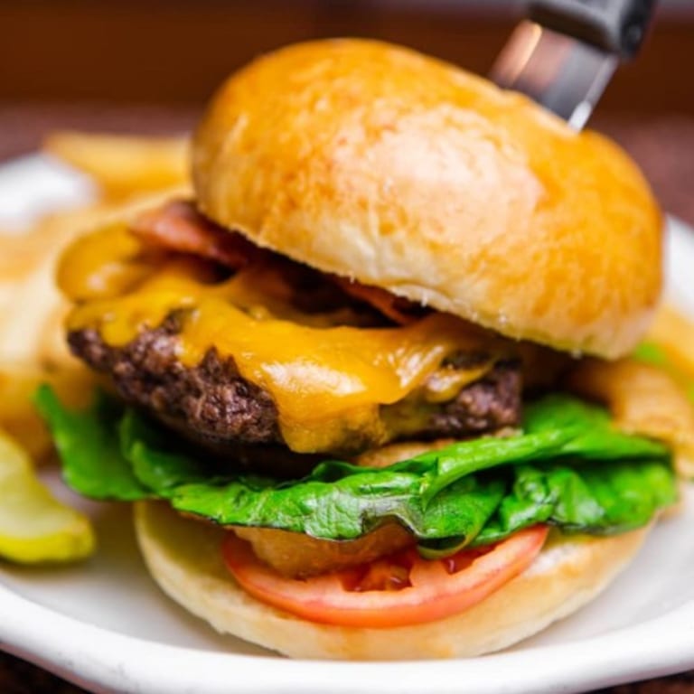 Bagels: A Breakfast Favorite at Our Diner