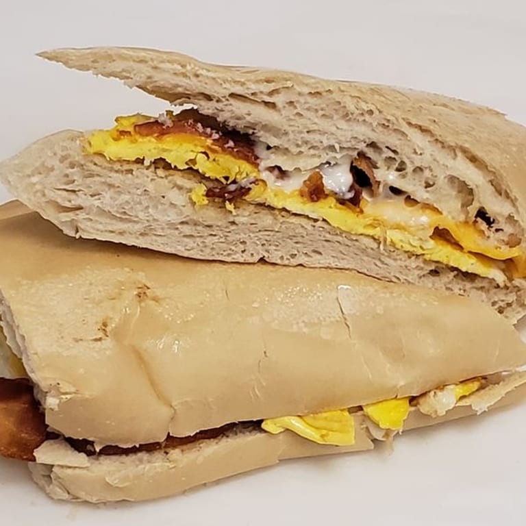 Quick and Delicious Breakfasts and Lunches