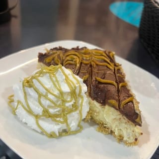 Pistachio Kunafa Cheesecake