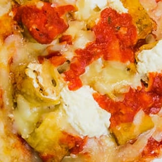 Eggplant Traditional Round Neopolitan Pizza