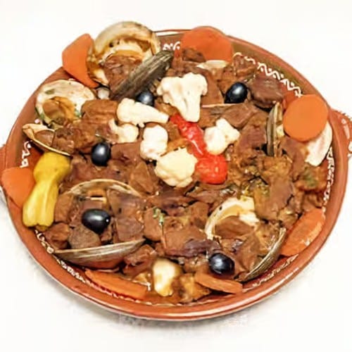 Pork Bites with Clams ( Servedwith Rice).