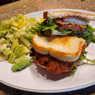 Jägerschnitzel Sandwich