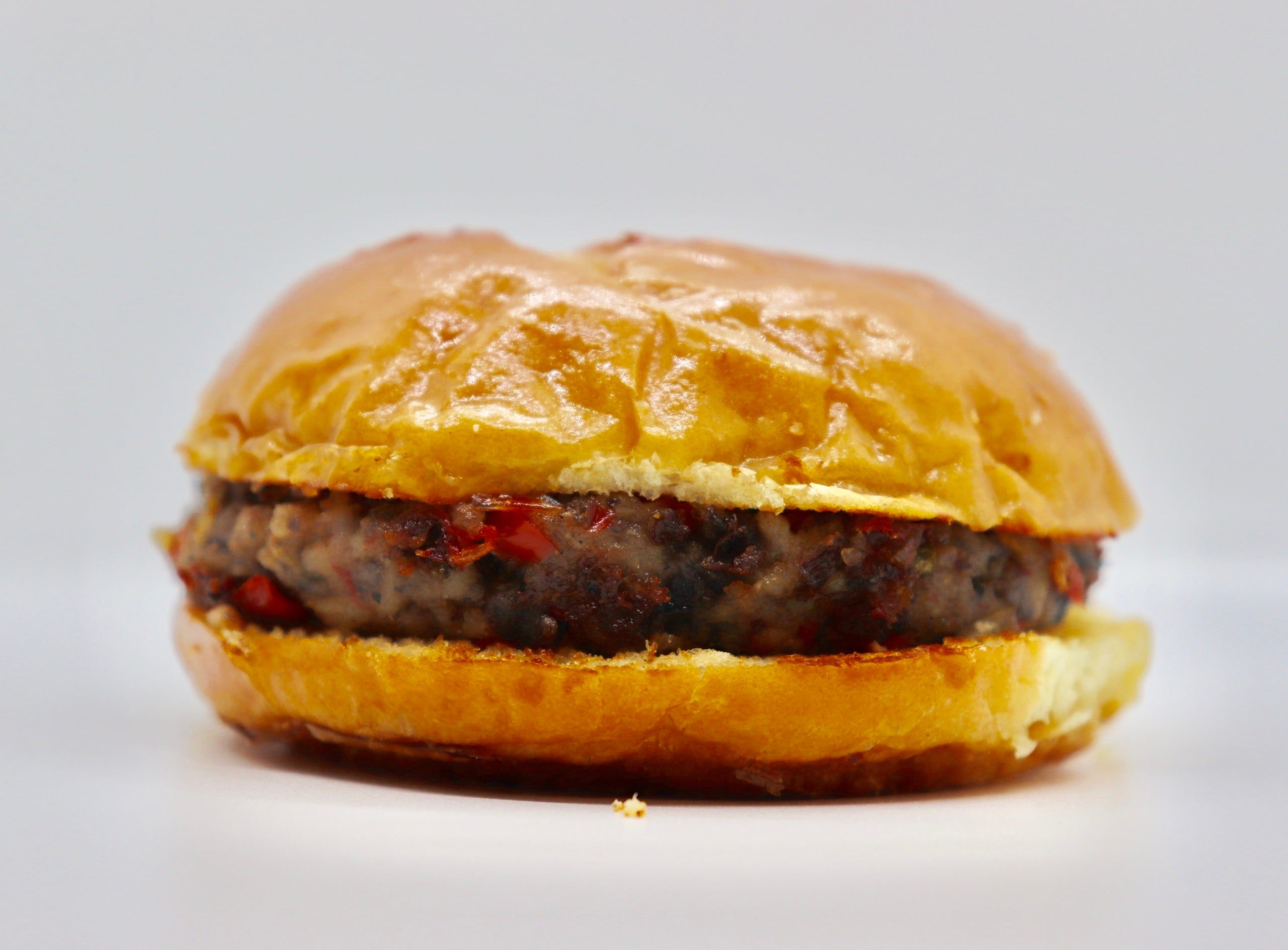 Megan (Black Bean and Brown Rice Patty) (V).