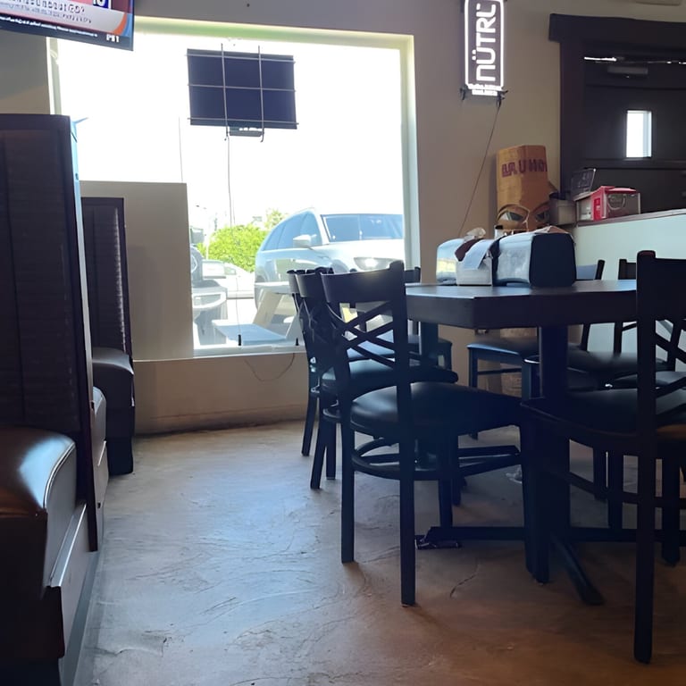 Enjoy the Bruno’s Pizzeria Dine-In Experience