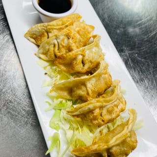 6 Pieces Gyoza 