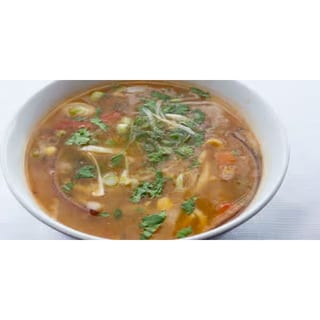Chicken thukpa soup