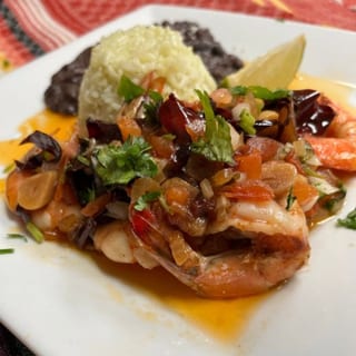 Shrimp Mojo De Ajo Dinner