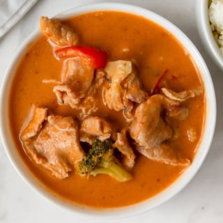 62. Kaeng Panang (Mild Red Curry)