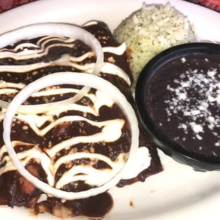 Enchiladas Mole Dinner