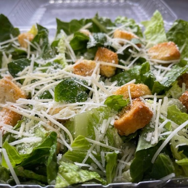 Fresh Caesar Salad: A Classic Italian Favorite