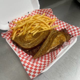Sande's Patty Melt and Fries